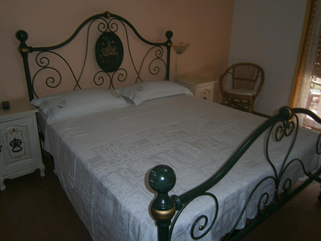 Pensione S. Antonio Ristorante Silvia Furci Siculo Room photo