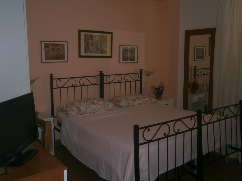 Pensione S. Antonio Ristorante Silvia Furci Siculo Room photo